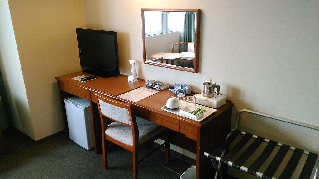 Hotel Crown Hills Takefu Echizen  Exterior foto